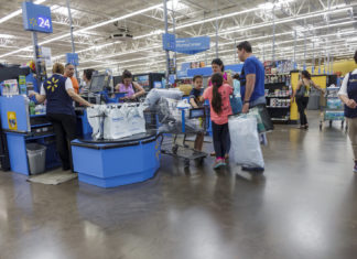 Walmart заявляет, что умные камеры наблюдения снизили количество краж товаров