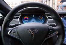 Бывший инженер Tesla признался в краже коммерческой тайны