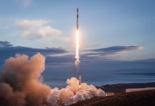 SpaceX объявил о старте программы по доставке маленьких спутников на орбиту