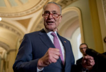 Сенаторы США выступают против двух телекоммуникационных компаний из Китая