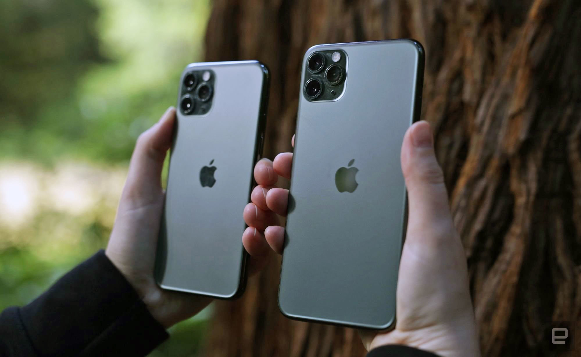 Айфон 11 в 24 году. Apple 11 Pro. Samsung Apple 11 Pro. Айфон 11. Iphone 11 Pro в руке.