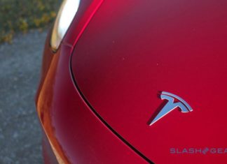 Tesla решает очередную проблему с налогами