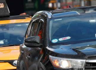 Компания Lyft подала в суд на мэрию Нью-Йорка