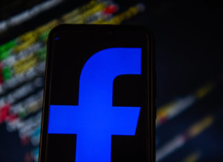 Выяснилось, что с 2015 года Facebook разрабатывал приложение для сканирования лиц