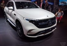 Mercedes-Benz отложила запуск своего электрокара в Америке