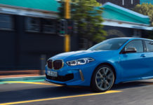 BMW отменяет платную подписку на Apple CarPlay