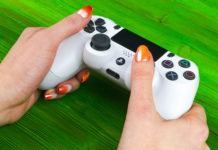 В сети появились очередные изображения DualShock 5