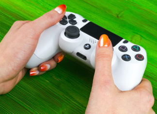 В сети появились очередные изображения DualShock 5