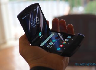 Motorola перенесла релиз смартфона-раскладушки RAZR