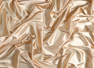 Шелк и золото как замена традиционным лечебным повязкам