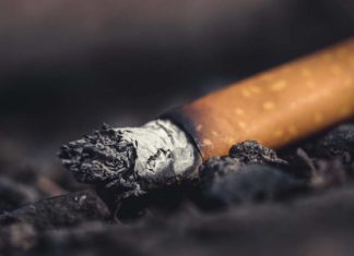 Уровень потребления сигарет упал до рекордных показателей