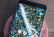 Twitter разрабатывает функцию, которая будет помечать лживые твиты политиков