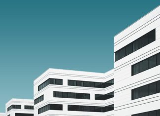 Госпитали и медицинские страховки опаснее хакеров