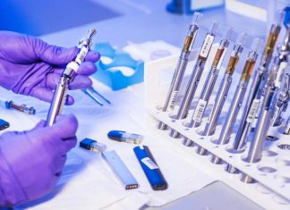 Вейп опаснее из-за металлических частиц, вдыхаемых курильщиками