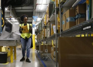 Amazon повышает зарплату всем сотрудникам в период эпидемии коронавируса