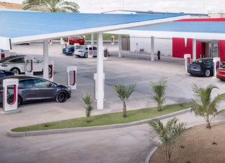 Tesla снижает стоимость услуг Supercharger