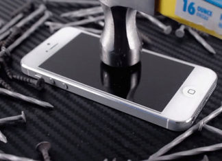 Как защитить смартфон от сколов и царапин?