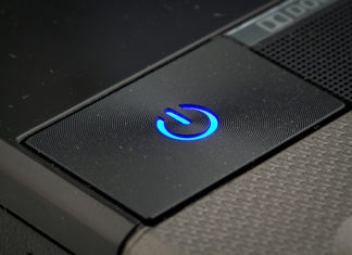 Что делать, если ноутбук не включается?