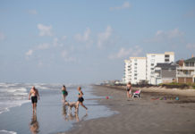Техасское побережье становится все более загрязненным