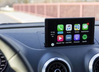 Google Podcasts был добавлен на платформу CarPlay