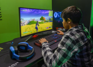 Epic Games убрала из Fortnite полицейские машины чтобы поддержать протестующих