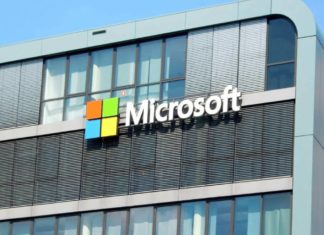 Microsoft вновь закрывает некоторые магазины в США