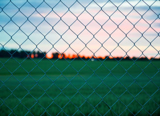 Что такое сетка-рабица и в каких сферах она применяется?