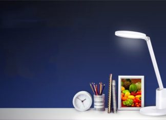 Huawei представила свою очередную настольную лампу
