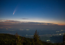 Телескоп Хаббл представил уникальный снимок кометы Neowise