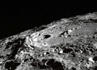 НАСА привлекает частные компании к добыче породы Луны