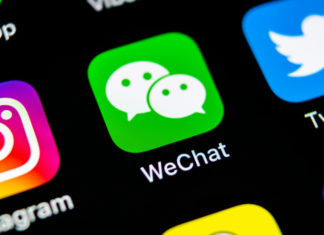 Приложение WeChat все еще остается активным в США