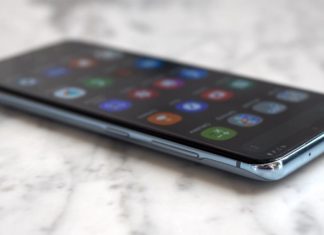 ЕС стремится избавить пользователей от ненужного ПО в смартфонах