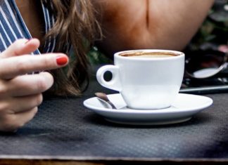 Плохой сон и кофе перед завтраком: исследование