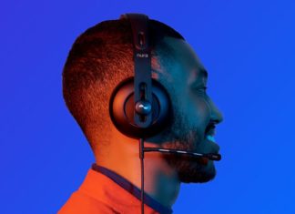 Nuraphone представила микрофон-провод для своих наушников