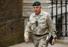 Армия Великобритании к 2030 году станет больше полагаться на роботов