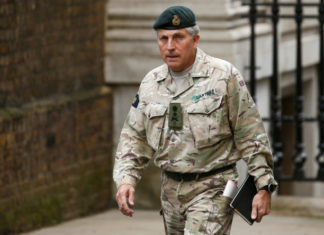 Армия Великобритании к 2030 году станет больше полагаться на роботов