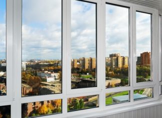 Красивое оформление балкона и выбор пластиковых окон