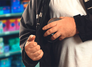 Как обезопасить магазин от воров?