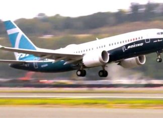 Самолет Boeing 737 Max вновь возвращается в эксплуатацию