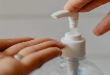 Безэтаноловые санитайзеры помогают от COVID-19 не хуже этаноловых