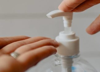Безэтаноловые санитайзеры помогают от COVID-19 не хуже этаноловых