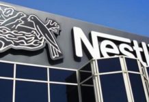 Nestle отзывает 92 тысяч фунтов курицы в США из-за пластика