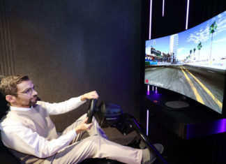 LG представила телевизор-трансформер со звуком из дисплея