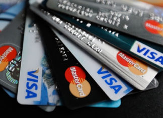 Страхование банковских карт – как обезопасить себя и свои деньги