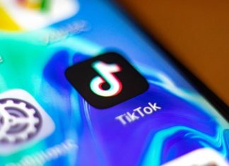 TikTok подал в суд на Tencent