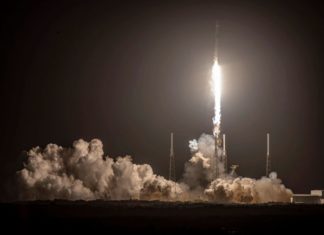 SpaceX запустила ещё 60 спутников Starlink, но столкнулась с проблемой