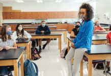 Вакина Pfizer-BionTech характеризуется высокой результативностью среди подростков