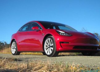 Электромобили Tesla получили запрет в Китае