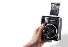 Instax представила Mini 40 и новую плёнку