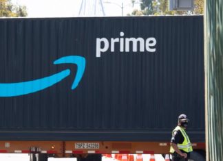 Amazon извинилась перед политиком, раскритиковавшем компанию